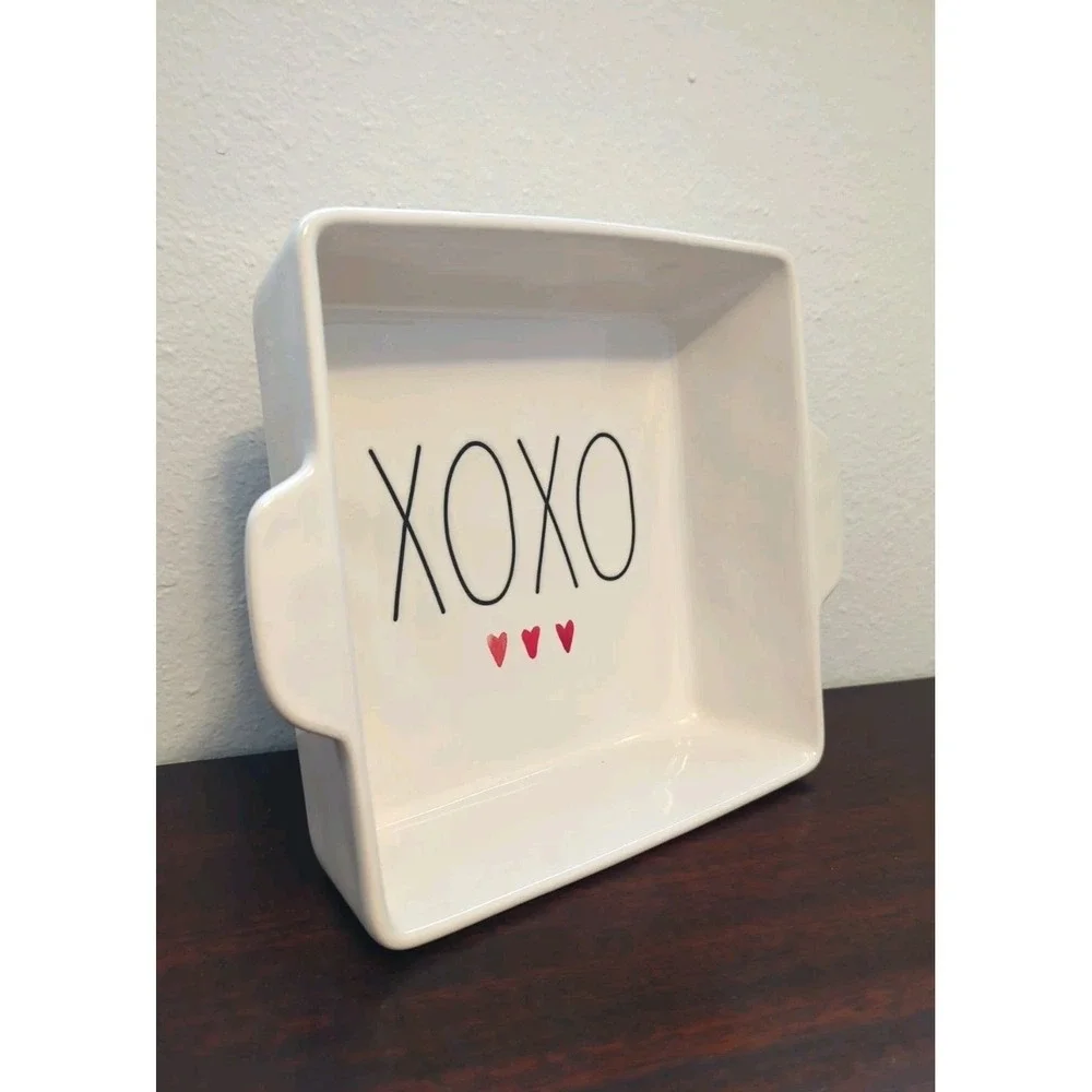 Rae Dunn XOXO Casserole Baking Serving Dish 9x9 White Ceramic Hearts Magenta